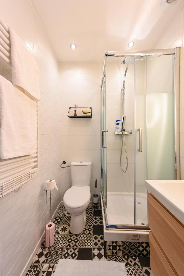 Verdun Dore - Parking Gratuit, Netflix, Balcon, Internet Fibre - 2 Ch Le Havre Luaran gambar